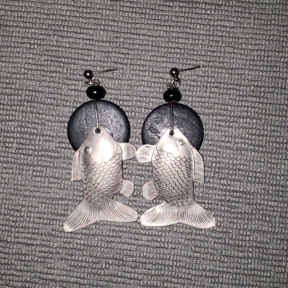Fish earings